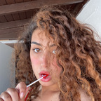 Profile picture of curlycrazy