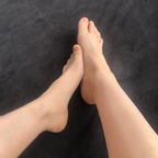 Profile picture of feet-babe