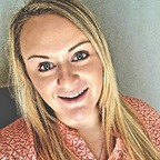 female-amputee avatar