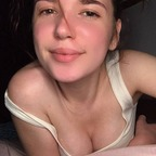 mollyintheroom avatar