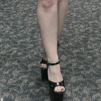 rhiannonjames avatar