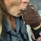 scarletandsteele avatar