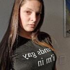 the-girl-next-d00r avatar