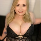thecurvydaisy avatar