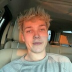 yourfavtwink04 avatar